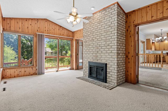1200 Summit Oaks Drive, Burnsville, MN 55337