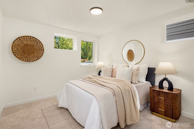 10815 11th Avenue NE, Seattle, WA 98125