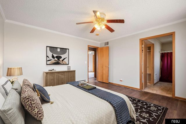 26110 W Maple Road, Waterloo, NE 68069