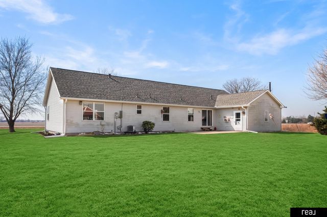 26110 W Maple Road, Waterloo, NE 68069