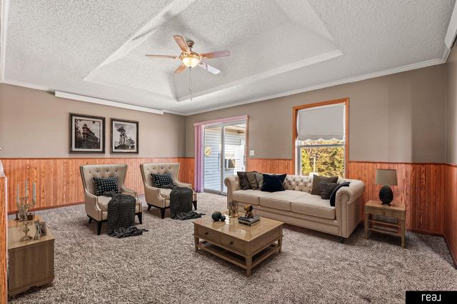 26110 W Maple Road, Waterloo, NE 68069