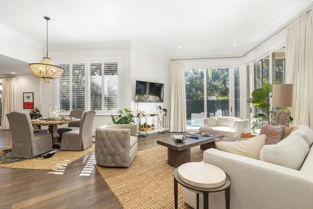 2707 Players Court, Wellington, FL 33414