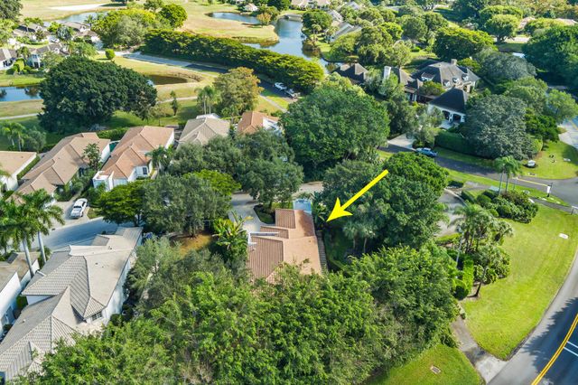 2707 Players Court, Wellington, FL 33414