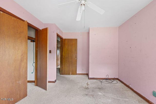 115 Alexander Street, Hampton, TN 37658
