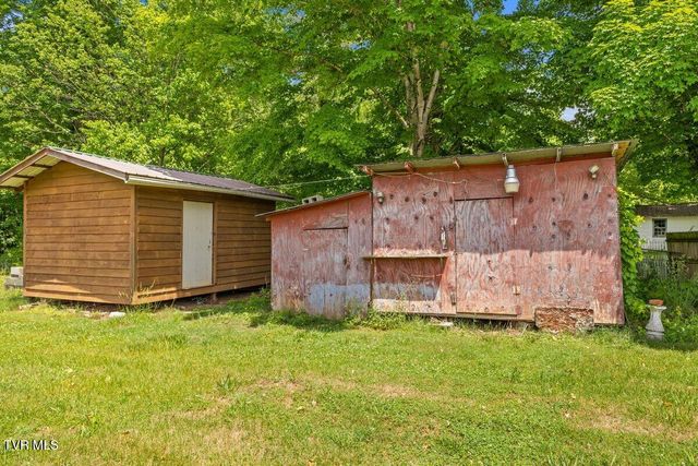 115 Alexander Street, Hampton, TN 37658