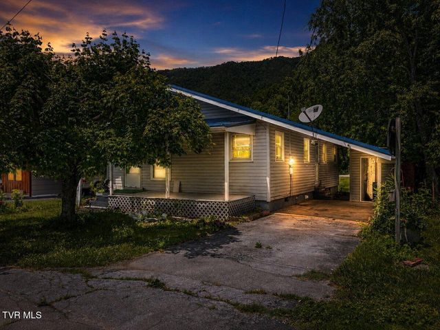 115 Alexander Street, Hampton, TN 37658