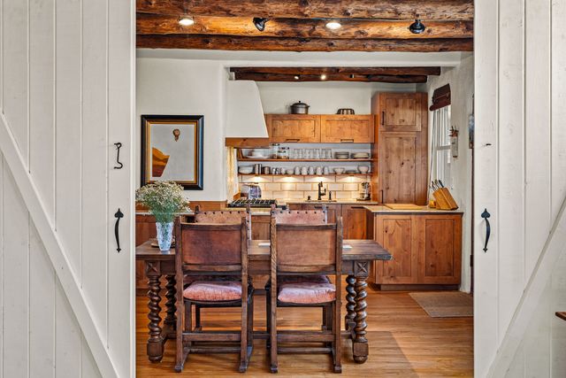 225 E Houghton Street, Santa Fe, NM 87505