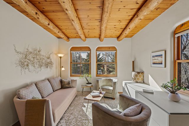 225 E Houghton Street, Santa Fe, NM 87505