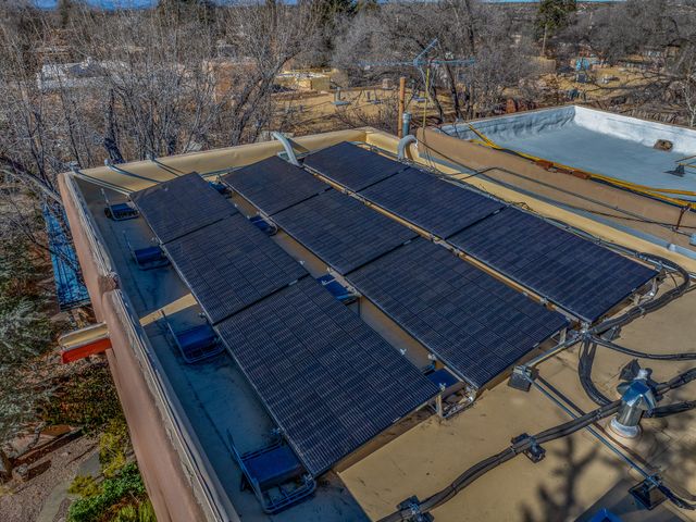 225 E Houghton Street, Santa Fe, NM 87505