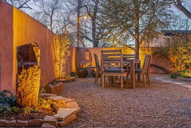 225 E Houghton Street, Santa Fe, NM 87505