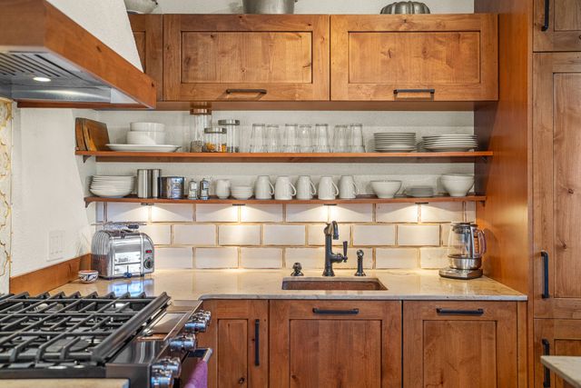 225 E Houghton Street, Santa Fe, NM 87505