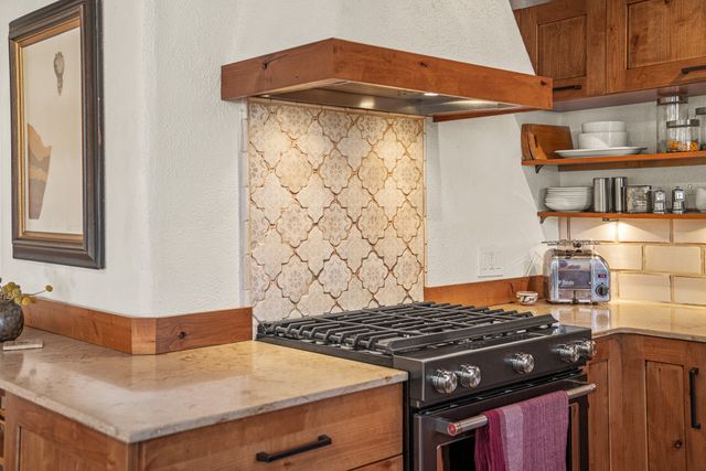 225 E Houghton Street, Santa Fe, NM 87505