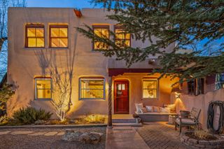 225 E Houghton Street, Santa Fe, NM 87505