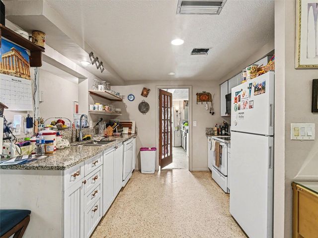 5301 ANGELES AVENUE, Sarasota, FL 34235