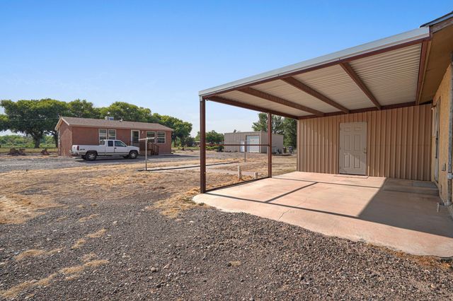 3 Ernesto Lane, Los Lunas, NM 87031