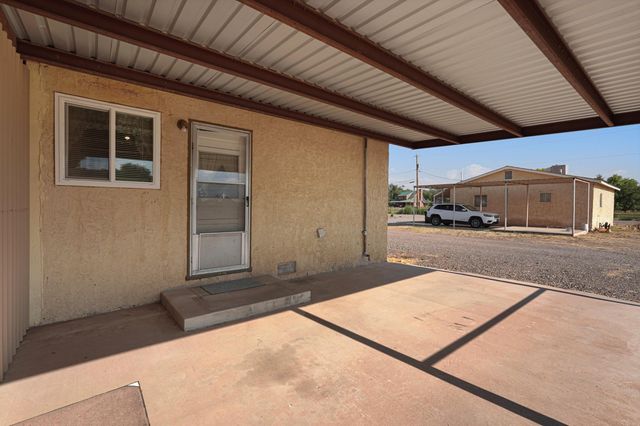 3 Ernesto Lane, Los Lunas, NM 87031