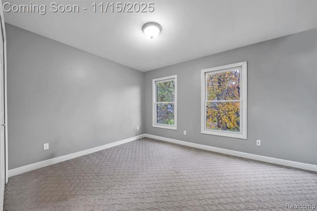 9751 Kingston Pointe Drive, Clarkston, MI 48348