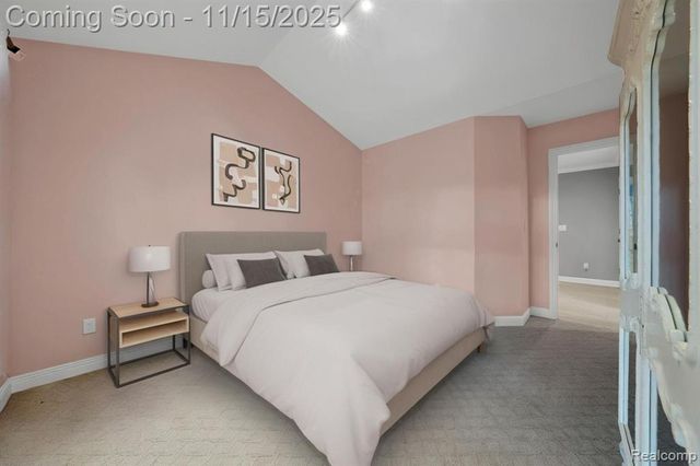 9751 Kingston Pointe Drive, Clarkston, MI 48348