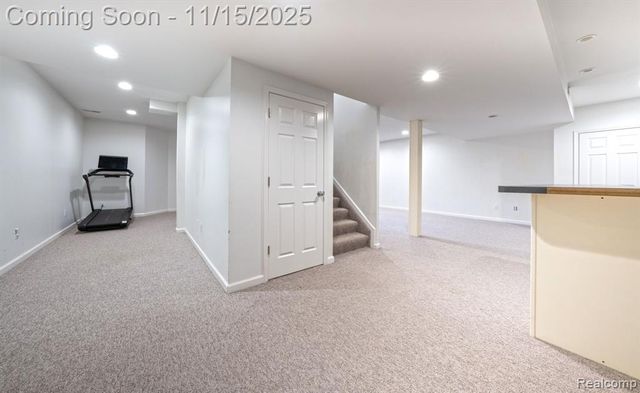 9751 Kingston Pointe Drive, Clarkston, MI 48348