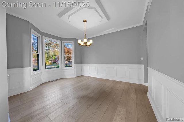 9751 Kingston Pointe Drive, Clarkston, MI 48348