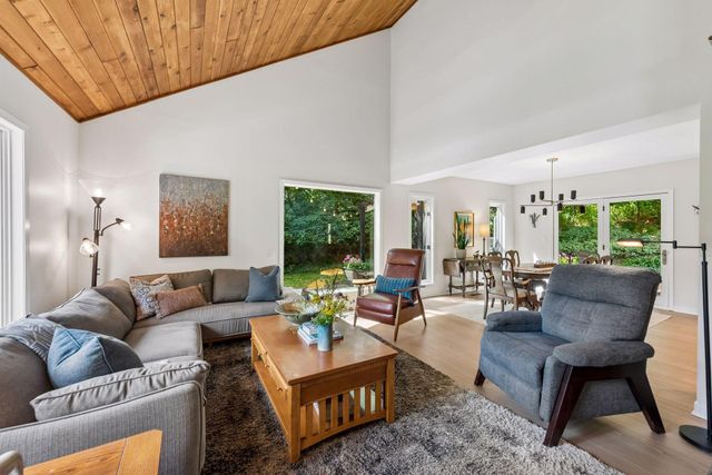 4430 Shady Lane, Minnetrista, MN 55364