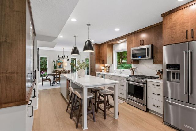 4430 Shady Lane, Minnetrista, MN 55364