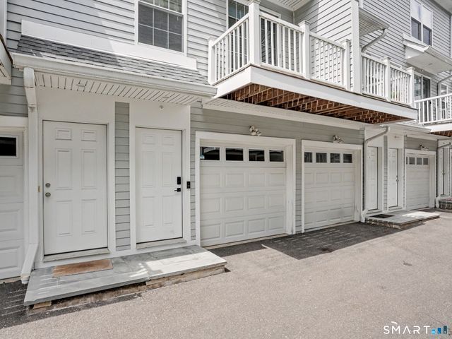 20 Third Street 14, Stamford, CT 06905