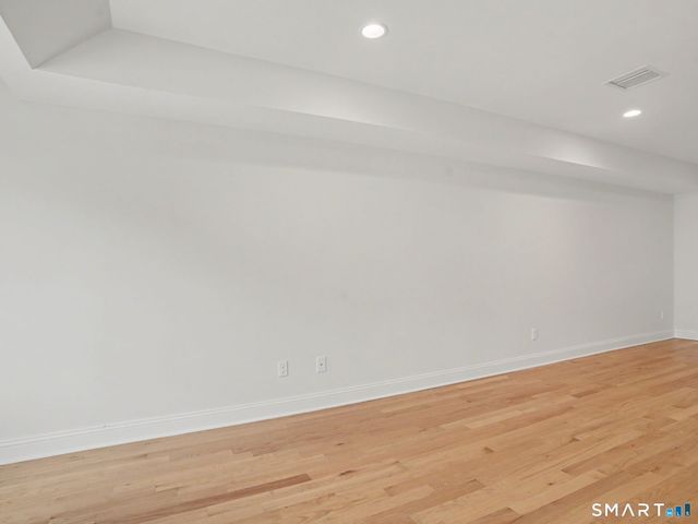 20 Third Street 14, Stamford, CT 06905