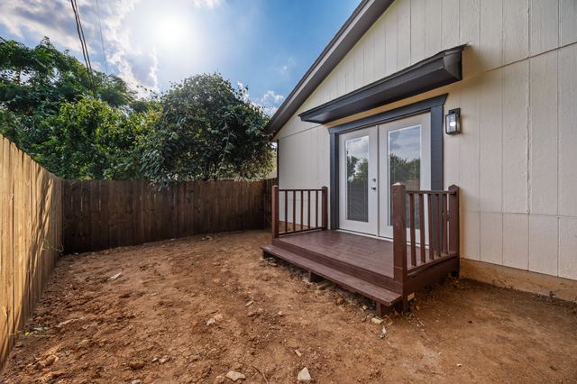 6003 Calloway Court, Fort Worth, TX 76114