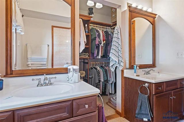 51 2ND ST, Lead, SD 57754