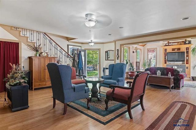 51 2ND ST, Lead, SD 57754
