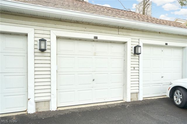 28180 Detroit Road D1, Westlake, OH 44145