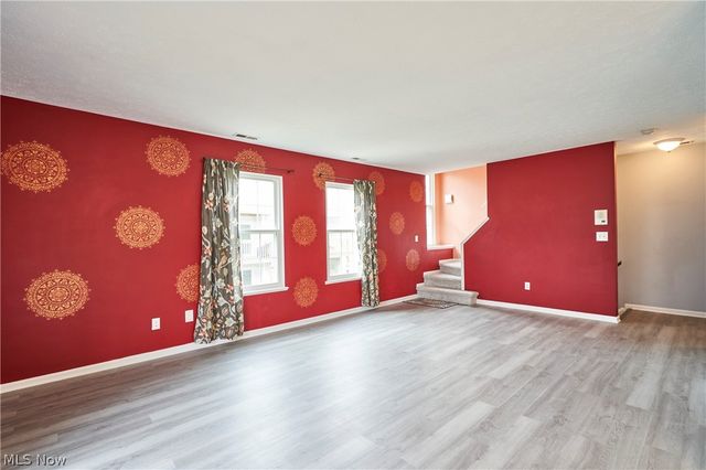 28180 Detroit Road D1, Westlake, OH 44145