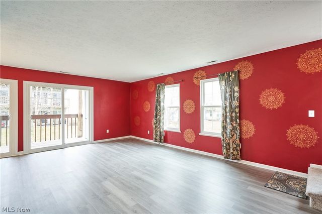 28180 Detroit Road D1, Westlake, OH 44145