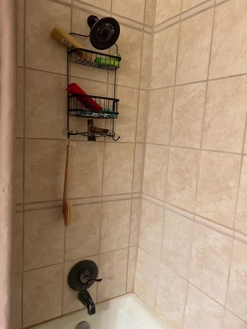 402 Mainberry Drive, Madera, CA 93637