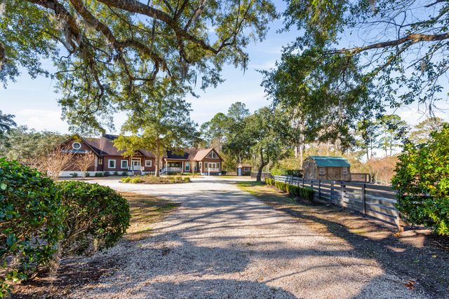 4400 Wando Farms Road, Mount Pleasant, SC 29429