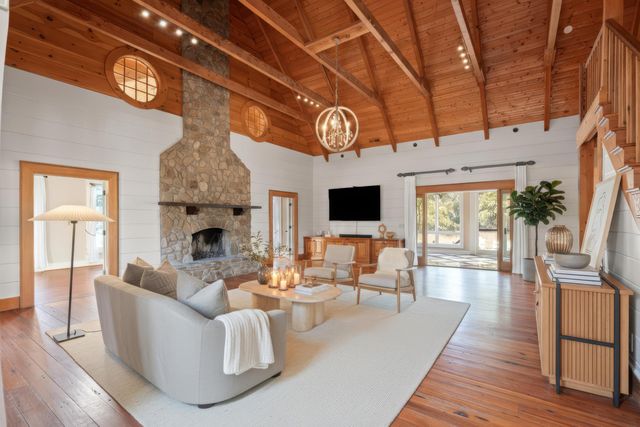 4400 Wando Farms Road, Mount Pleasant, SC 29429