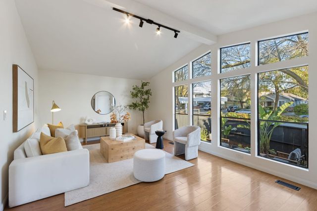 3723 35Th Ave, Oakland, CA 94619