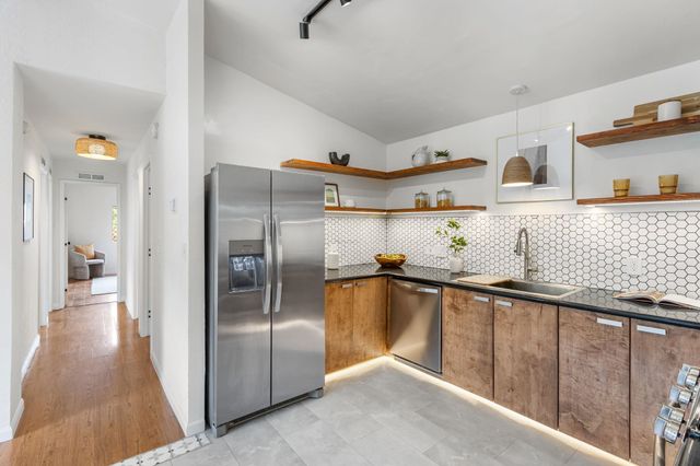 3723 35Th Ave, Oakland, CA 94619