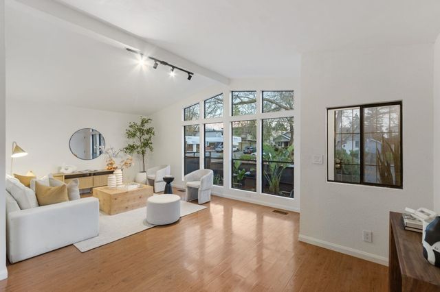 3723 35Th Ave, Oakland, CA 94619