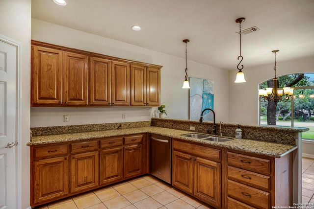 29462 Summit Ridge Drive, Fair Oaks Ranch, TX 78015