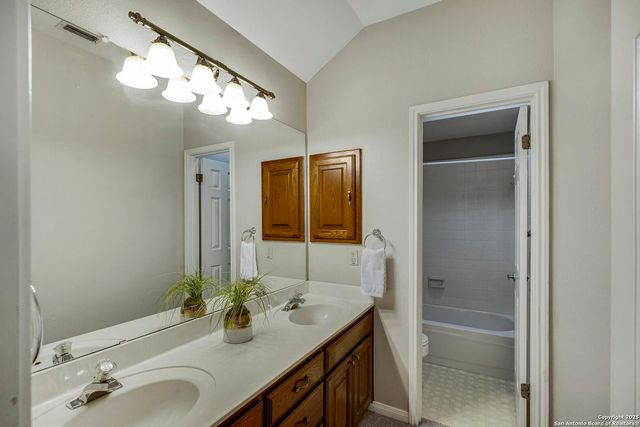 29462 Summit Ridge Drive, Fair Oaks Ranch, TX 78015
