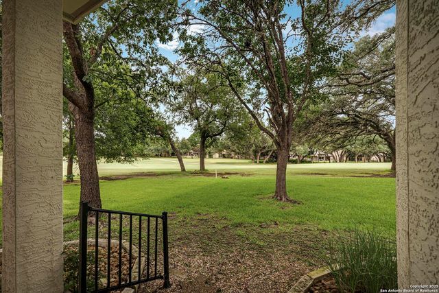 29462 Summit Ridge Drive, Fair Oaks Ranch, TX 78015
