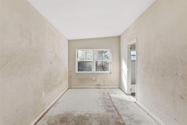 762 VALENCIA AVENUE, Orange City, FL 32763