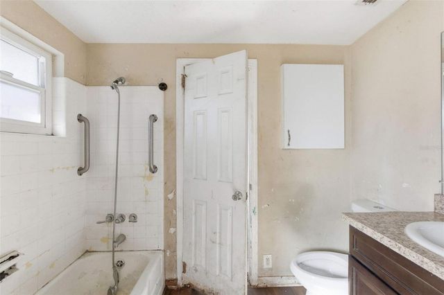 762 VALENCIA AVENUE, Orange City, FL 32763