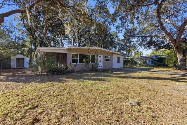 762 VALENCIA AVENUE, Orange City, FL 32763