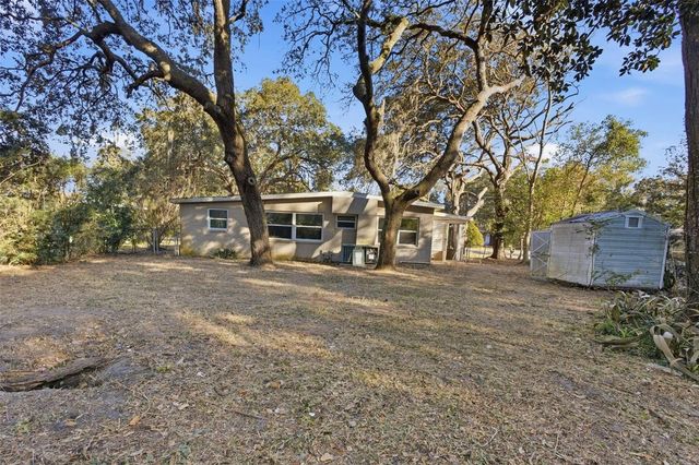 762 VALENCIA AVENUE, Orange City, FL 32763