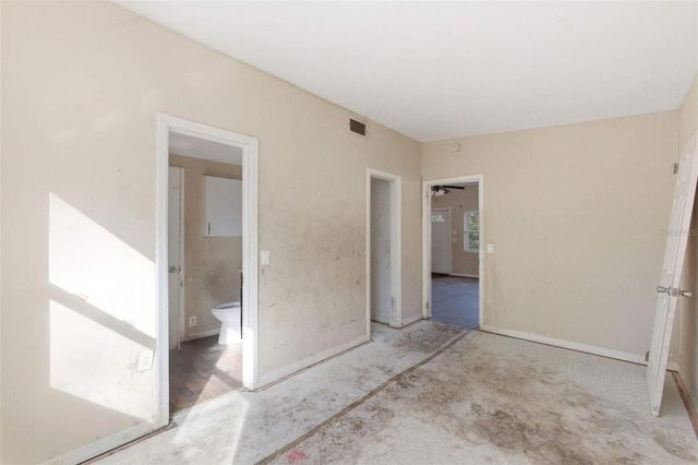 762 VALENCIA AVENUE, Orange City, FL 32763