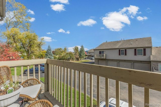 13886 Watersway Drive, Gibraltar, MI 48173