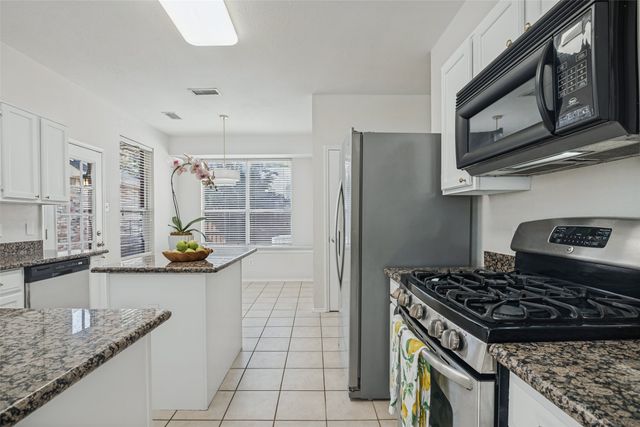 6522 White Oak Drive, Rowlett, TX 75089